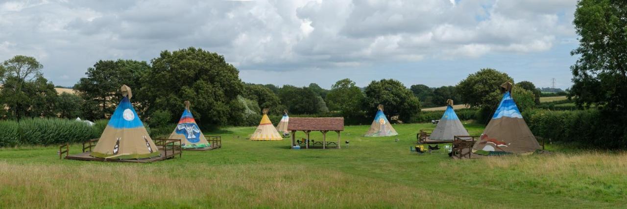 Big Sky Tipi Holidays Wartling ภายนอก รูปภาพ