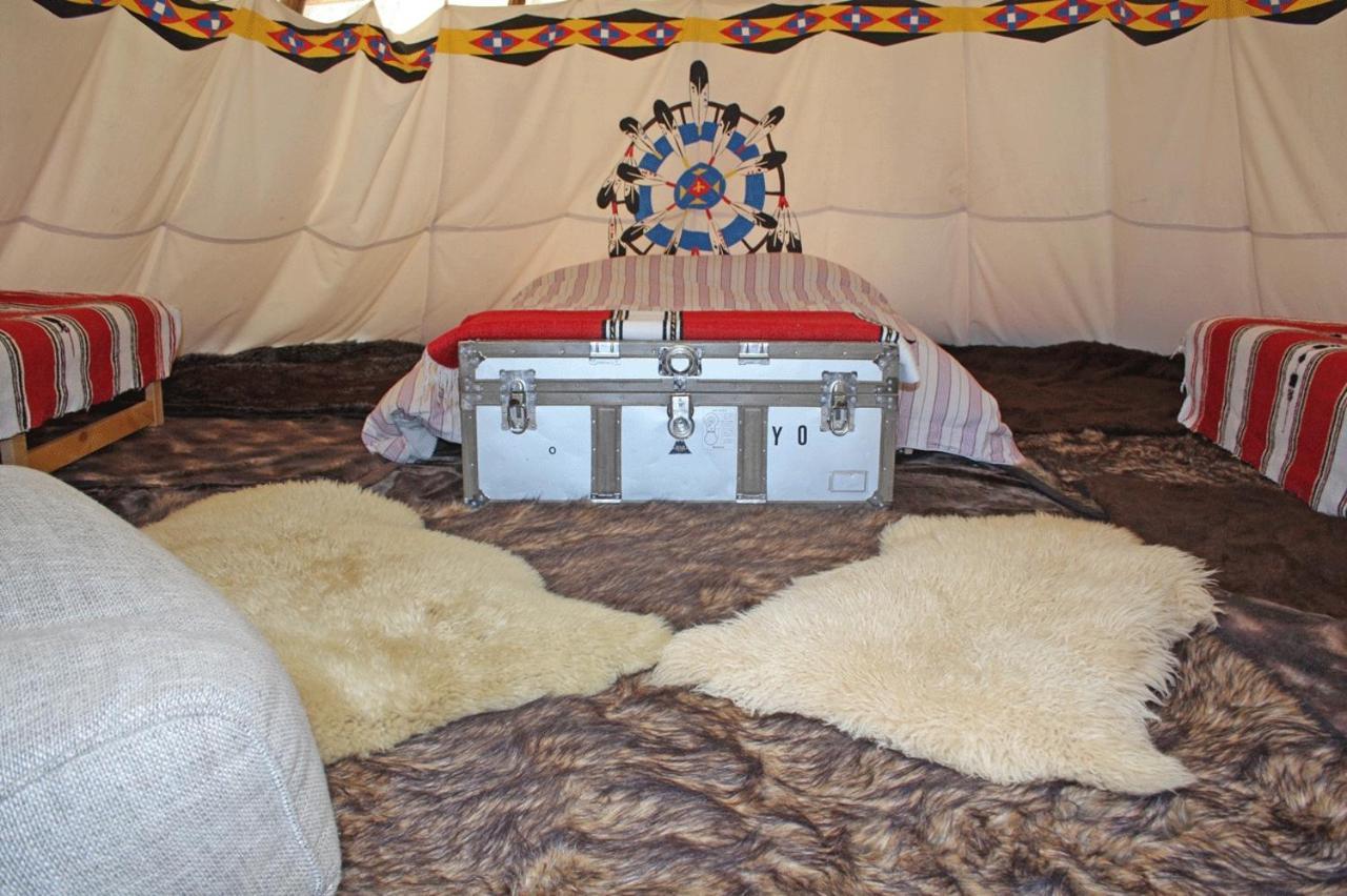 Big Sky Tipi Holidays Wartling ภายนอก รูปภาพ