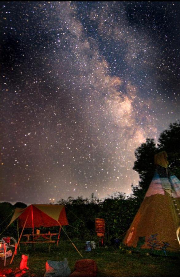 Big Sky Tipi Holidays Wartling ภายนอก รูปภาพ